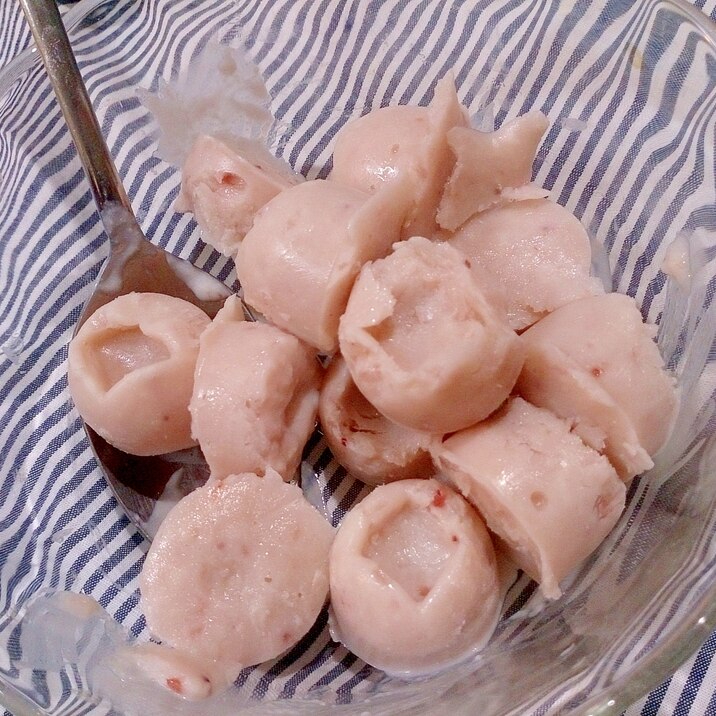 苺ジャムと絹ごし豆腐でいちごアイス